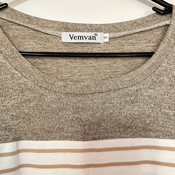 Women’s Long Sleeve Round Neck T-Shirt - Picture 6 of 7